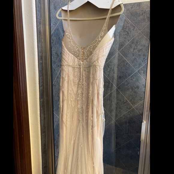 Stunning Hand Beaded Art Deco Wedding Dress (894) - Picture 11 of 16